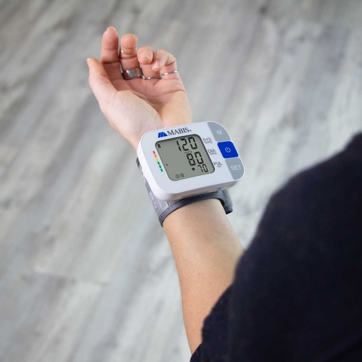 Talking Blood Pressure Monitor with Storage Case U1278