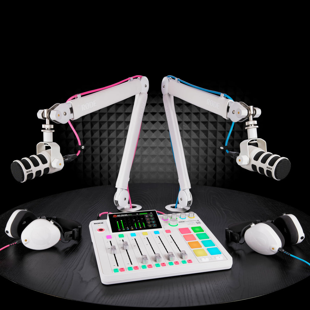White Cardioid Dynamic Broadcast Microphone with XLR Cable P5244