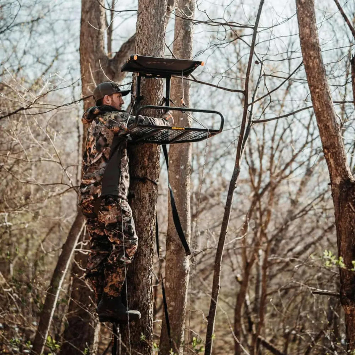 Hunting Tree Stand R103648