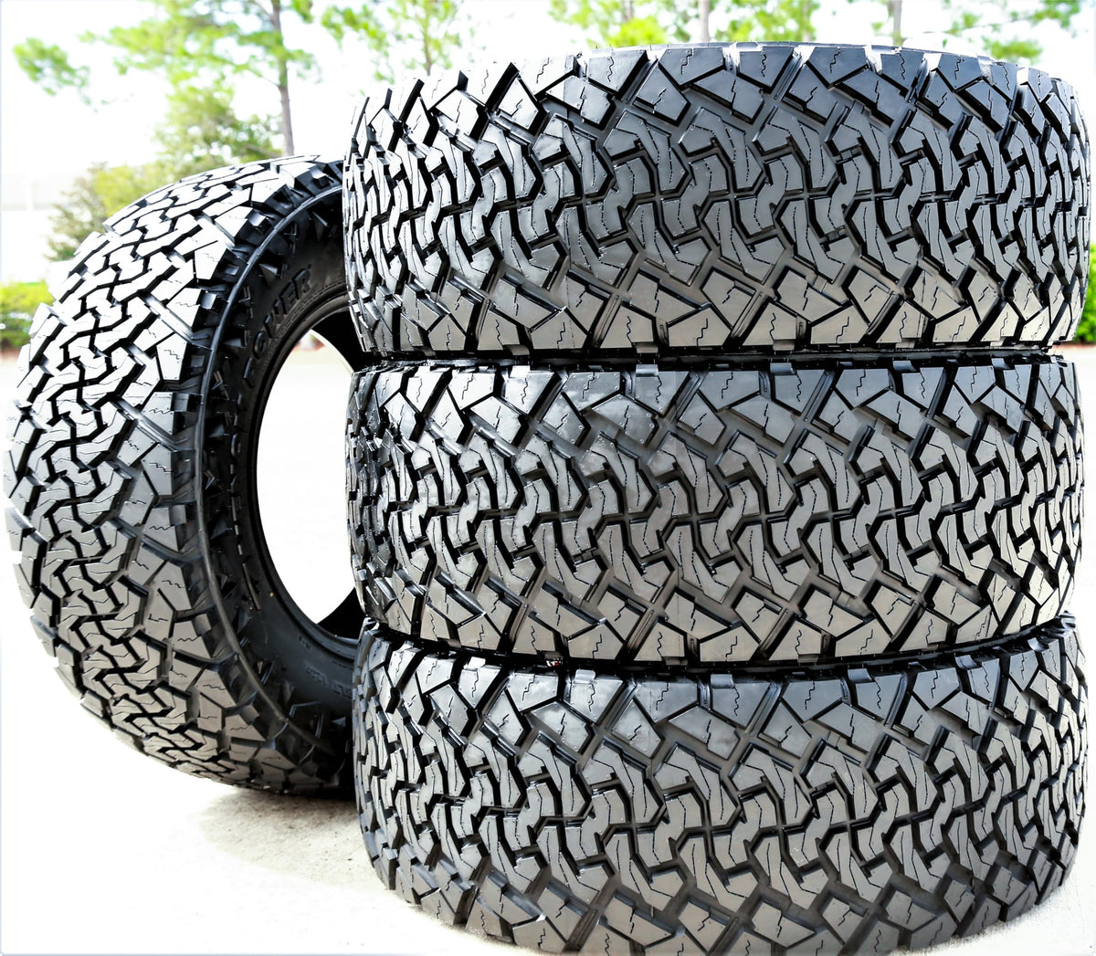 4 x LT265/70R18 Tires V8333